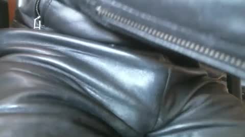 Snapshot of leathermotocross001 chatting on 05.09.26 Leathermotocross online show from 05.09.26