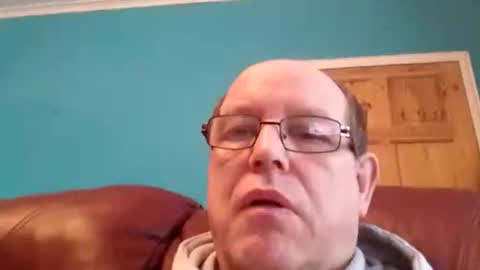 Snapshot of leatherpants68 chatting on 12.15.25 leatherpants68 online show from 12.15.25