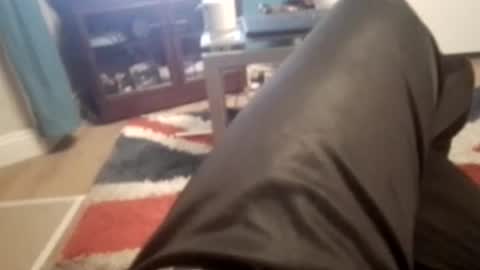 Snapshot of leatherpants68 chatting on 01.09.26 leatherpants68 online show from 01.09.26