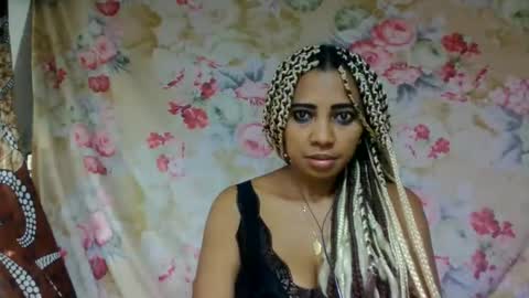 leatianaa online show from 06.04.26