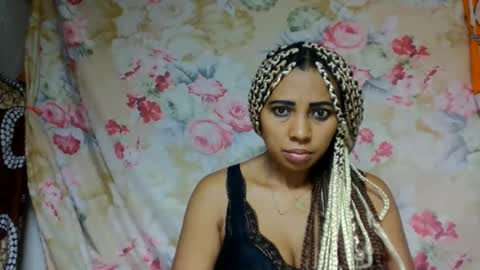 leatianaa online show from 06.11.26