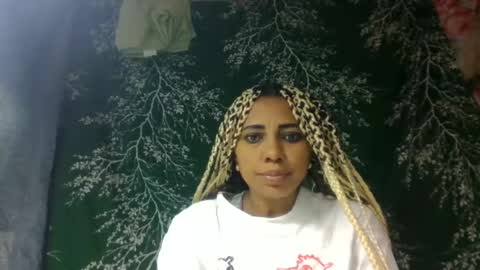 leatianaa online show from 06.25.26