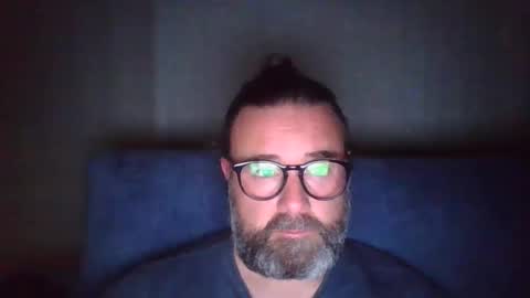 Snapshot of lecheare28 chatting on 03.01.25 lecheare28 online show from 03.01.25