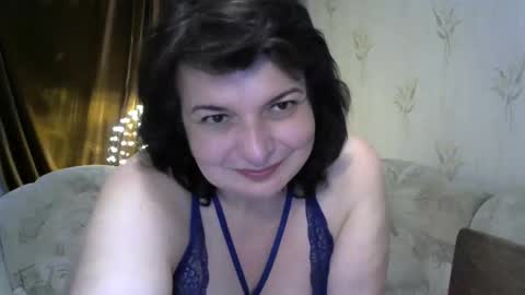 Snapshot of ledynika chatting on 04.15.26 LedyNika online show from 04.15.26