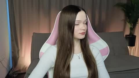 leemikah online show from 04.26.26