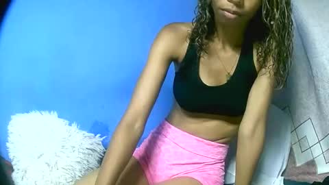 Snapshot of leeromi chatting on 02.19.26 leeromi online show from 02.19.26