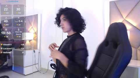 Snapshot of leethompson_ chatting on 01.09.25 Leet online show from 01.09.25