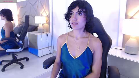 Snapshot of leethompson_ chatting on 01.18.25 Leet online show from 01.18.25