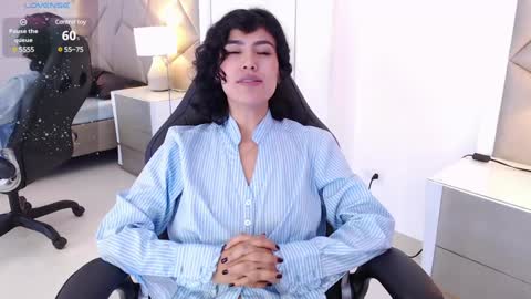 Snapshot of leethompson_ chatting on 02.04.25 Leet online show from 02.04.25