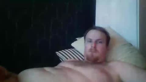 Snapshot of leeuwarder12 chatting on 11.17.25 leeuwarder12 online show from 11.17.25