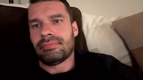 Snapshot of leexxx_69 chatting on 10.25.25 leexxx_69 online show from 10.25.25