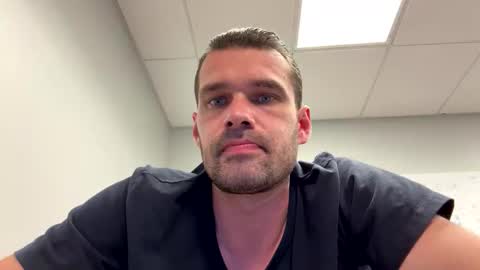 Snapshot of leexxx_69 chatting on 11.05.25 leexxx_69 online show from 11.05.25