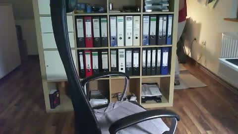 Snapshot of lefti27 chatting on 11.16.25 Dave online show from 11.16.25