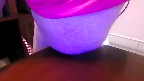 Snapshot of leglvr123 chatting on 11.07.25 leglvr123 online show from 11.07.25