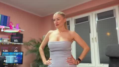 Snapshot of legslong chatting on 01.15.26 LegsLONG online show from 01.15.26