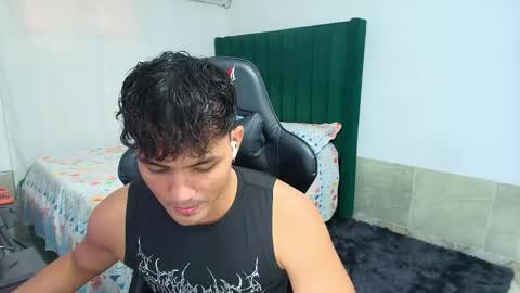  Lei  online show from 04.22.26