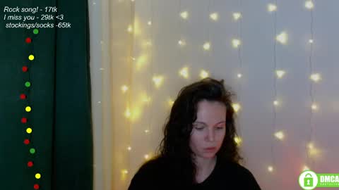 hey Im Leia and I love rock  online show from 05.08.26