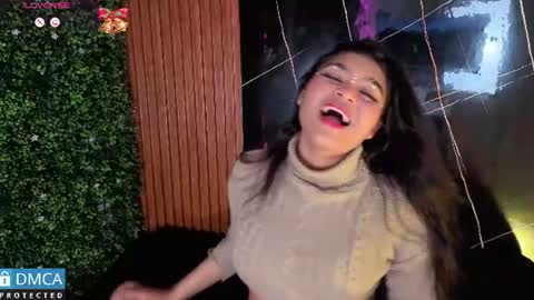 Snapshot of leidy_morales_ chatting on 06.19.26 Leidy online show from 06.19.26