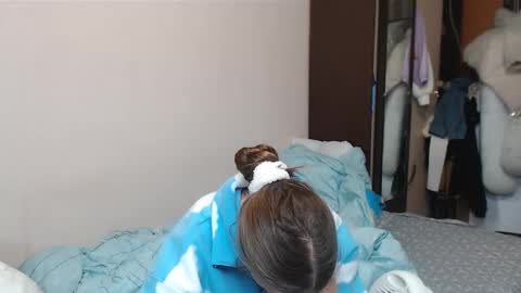 leila_bambi online show from 02.13.25