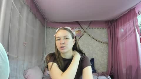 leila_bambi_ online show from 04.02.26