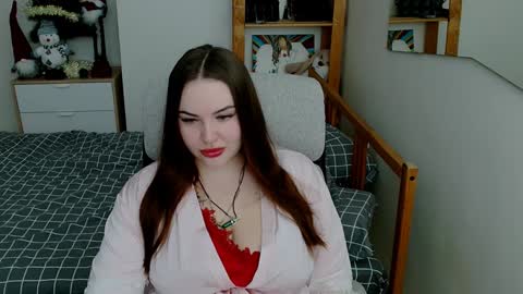 Snapshot of leila_beayte_ chatting on 01.09.25 Leila online show from 01.09.25