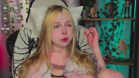 Leila online show from 02.25.26