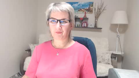 Leila Kinky online show from 10.26.25