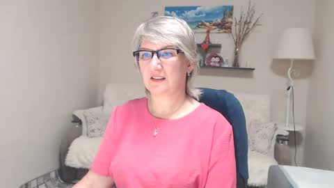 Leila Kinky online show from 11.21.25