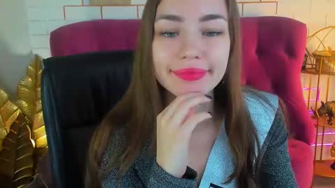 Snapshot of leilarai chatting on 01.30.25 Leila Rai online show from 01.30.25