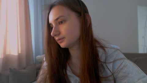 Lelia online show from 05.06.26