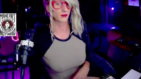 Snapshot of lemon_stealing_whore chatting on 10.12.25 Lemon Stealing Whore online show from 10.12.25