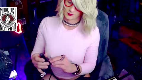 Snapshot of lemon_stealing_whore chatting on 02.15.26 Lemon Stealing Whore online show from 02.15.26