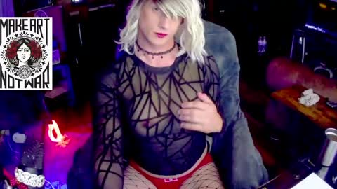 Snapshot of lemon_stealing_whore chatting on 05.12.26 Lemon Stealing Whore online show from 05.12.26