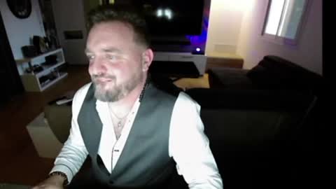 Ange online show from 12.14.24