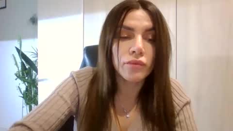 lena6122000 online show from 11.11.25