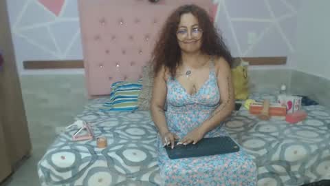 Snapshot of lena_lawson chatting on 12.12.24 lena_lawson online show from 12.12.24
