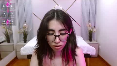 Snapshot of lena_roses chatting on 11.06.25 Lena online show from 11.06.25