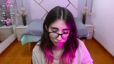 Snapshot of lena_roses chatting on 12.04.25 Lena online show from 12.04.25