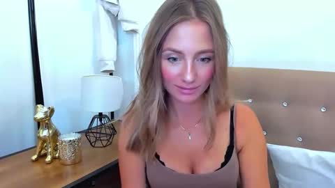 lena_sexi online show from 09.23.25