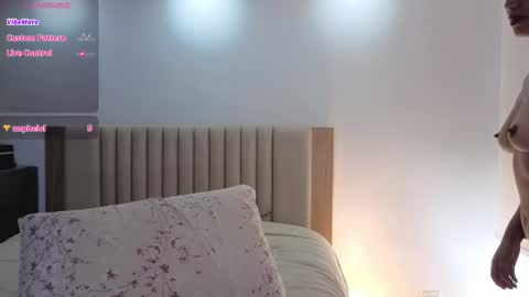 Snapshot of lena_slaave chatting on 10.21.25 Lena online show from 10.21.25