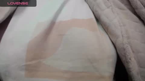 Snapshot of lenagolden chatting on 01.27.25 lenagolden online show from 01.27.25