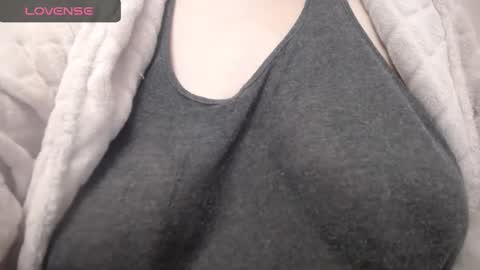 Snapshot of lenagolden chatting on 01.31.25 lenagolden online show from 01.31.25