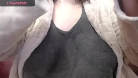 Snapshot of lenagolden chatting on 01.31.25 lenagolden online show from 01.31.25