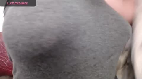 Snapshot of lenagolden chatting on 02.11.25 lenagolden online show from 02.11.25