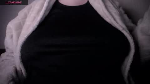 lenagolden online show from 03.05.26