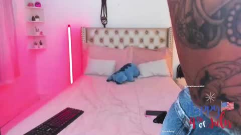 Lena  online show from 07.04.26