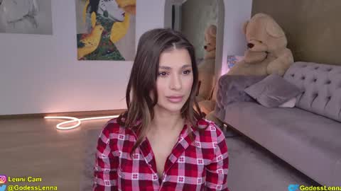 Snapshot of lenna_godess chatting on 11.28.25 Lenna Goddess online show from 11.28.25