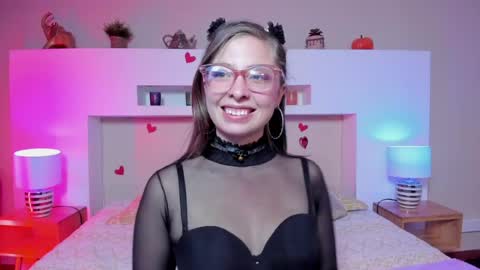 Lenna  online show from 06.12.26