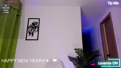 Lenner INDEPENDENT MODEL online show from 01.05.25