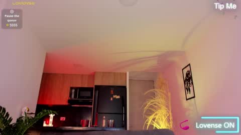 Lenner INDEPENDENT MODEL online show from 02.18.25